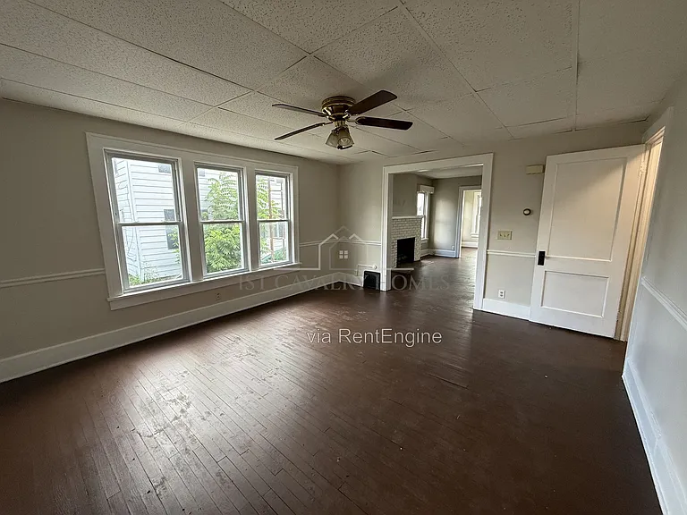 301 Roslyn Ave NW #303 — Photo 5