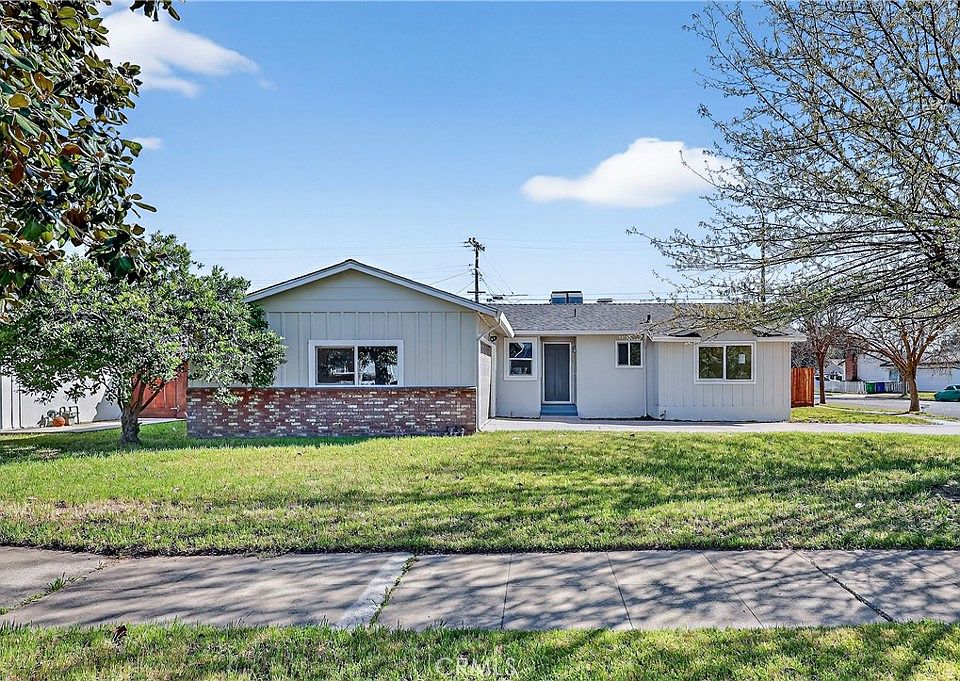 1st image of 1490 Tamarack Ave