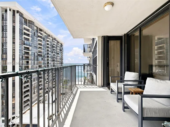 1901 Brickell Ave APT B1411, Miami, FL 33129