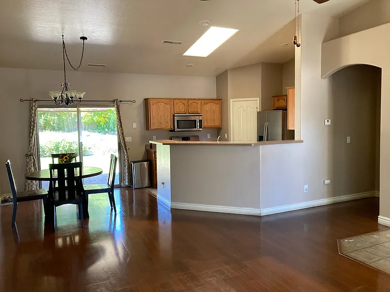 5652 N Bronco Ln — Photo 5