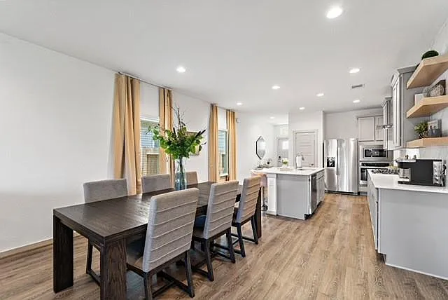 12600 Fleet River Rd — Photo 3