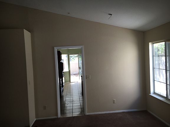 4th image of 9725 Fern Canyon Ave