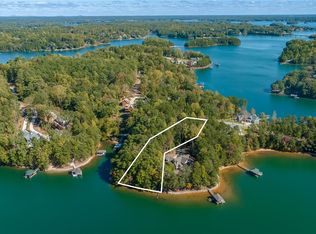 2202 Retreat Pointe Rd, West Union, SC 29696