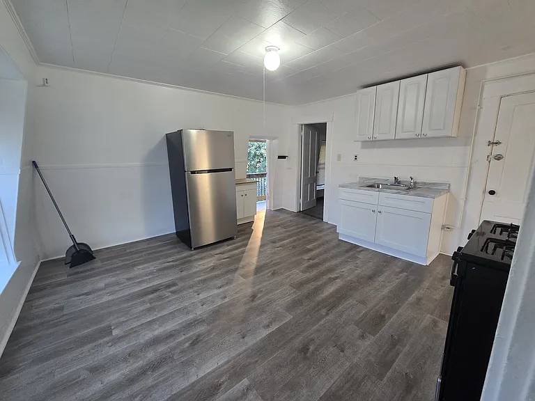 16 South St #3 — Photo 7