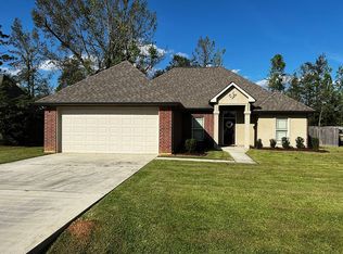 11153 Copper Hill Dr, Hammond, LA 70403