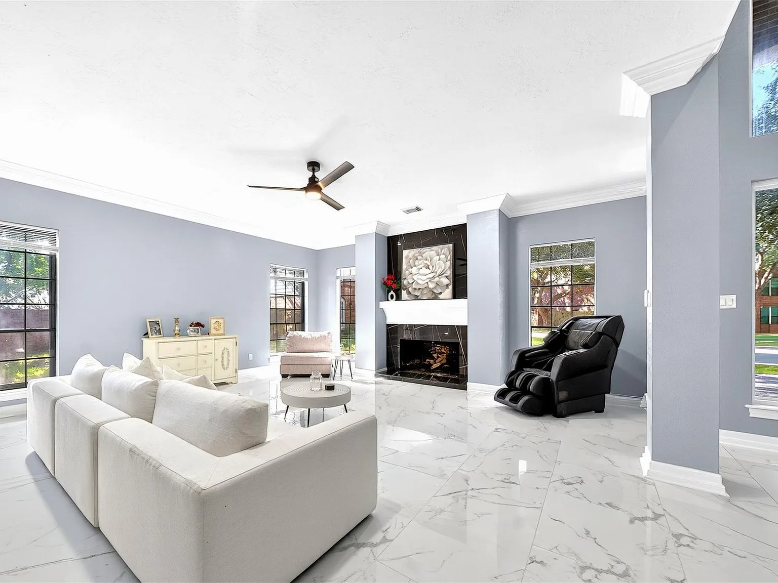 4 bed, 3.5 bath, 4034 sqft, $4,500 — Photo 3