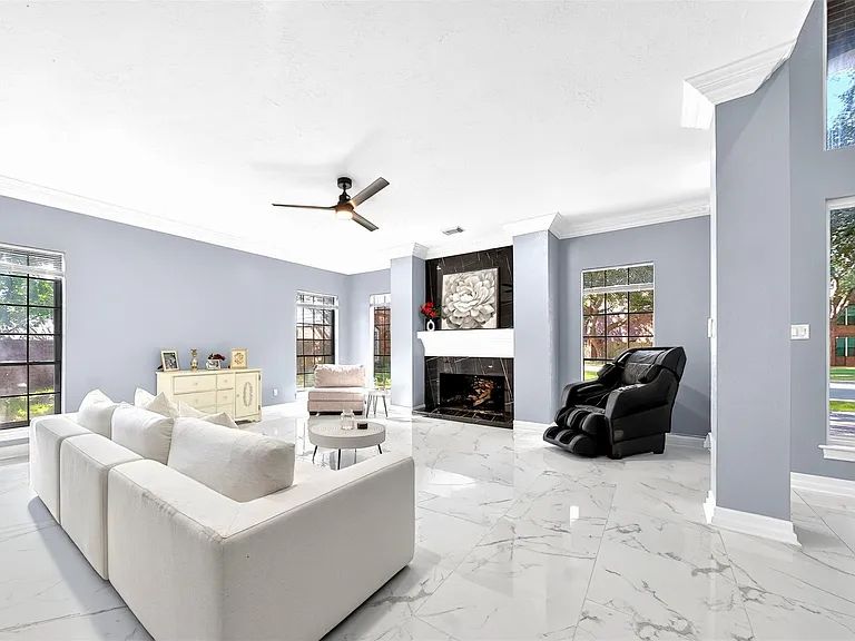 1615 Kelliwood Oaks Dr — Photo 4