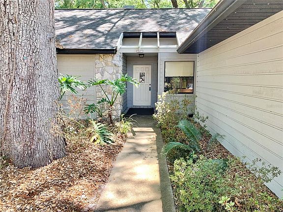 2nd image of 1017 SW 79th Ter