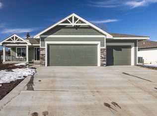 5732 SW 55th Ter, Topeka, KS 66610