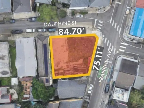 2524 Dauphine St, New Orleans, LA 70117