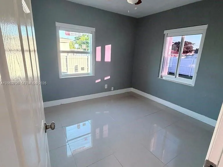 14560 Fillmore St — Photo 11