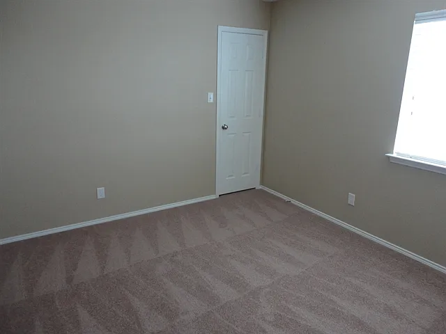 5512 Parkview Hills Ln — Photo 16