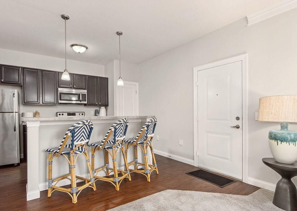 2nd image of 923 Woodmeadow Way #B