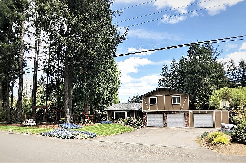 2nd image of 5218 Brentwood Dr SE
