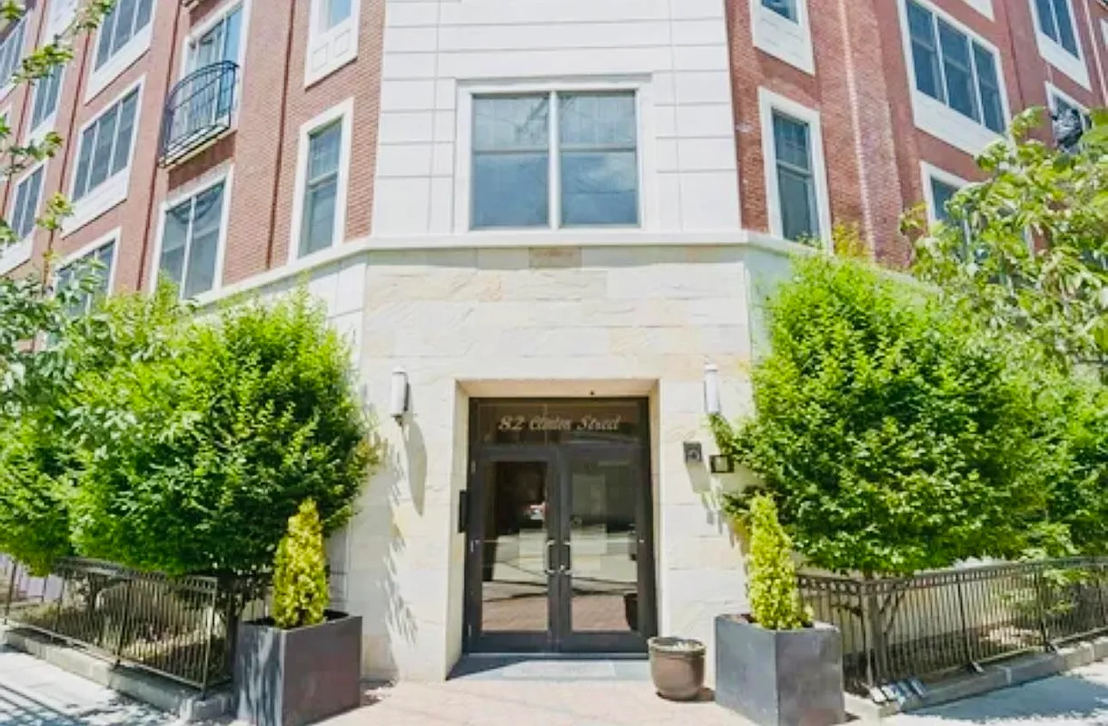 82 Clinton Street 2B