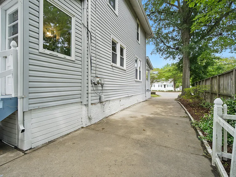 5611 Hampton Blvd — Photo 34