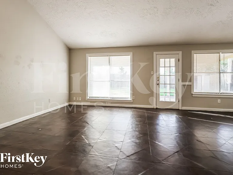 21126 N Tangle Creek Ln — Photo 3