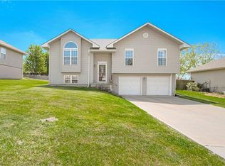 2221 Madison Ave, Excelsior Springs, MO 64024
