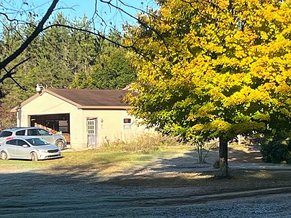 2nd image of 2520 S 27th Rd