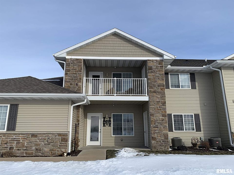 1st image of 320 E Franklin St #201