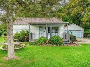 327 Sam St, Midland, MI 48642