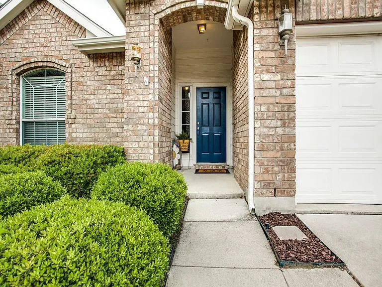 1701 Heron Dr — Photo 13
