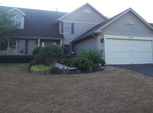 590 Kirkland Dr, Algonquin, IL 60102