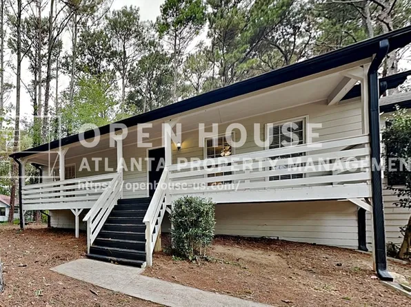 54 Presidential Dr, Dallas, GA 30157