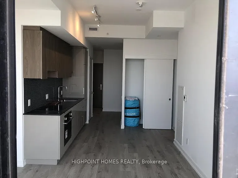 161 Roehampton Ave #4312 — Photo 17
