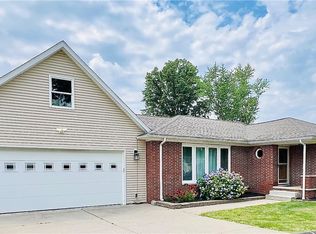 80 E Garwood Dr, Tallmadge, OH