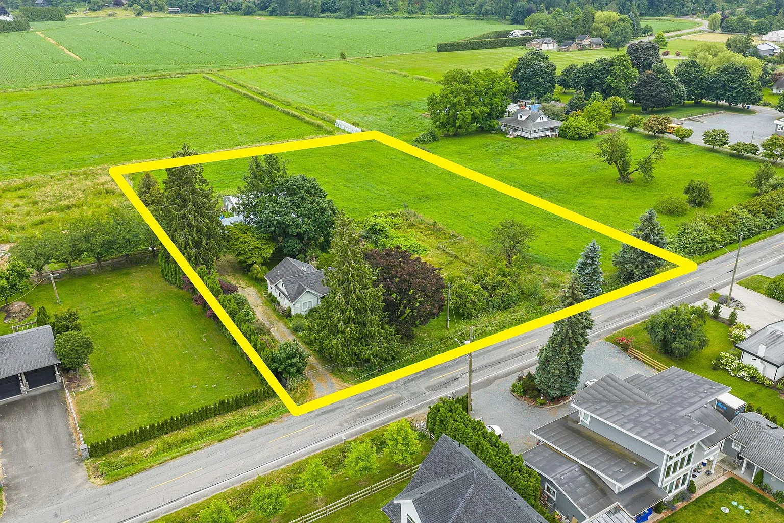 394 Arnold Rd photo 1