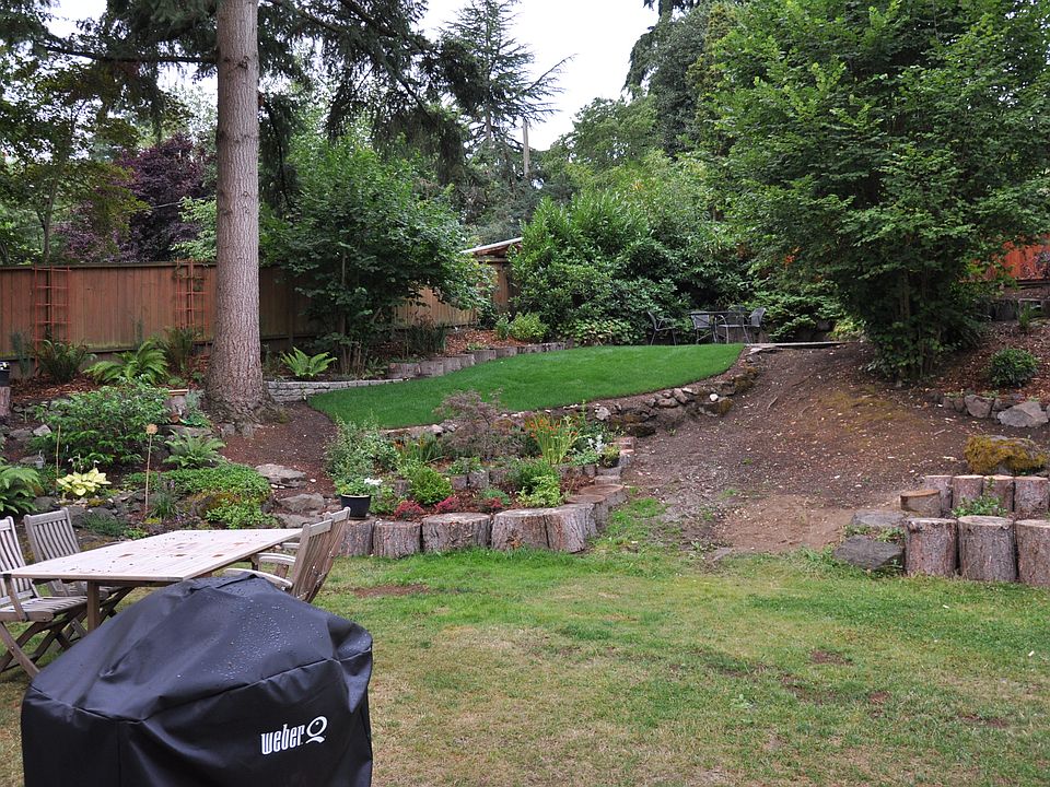 2nd image of 929 109th Ave SE