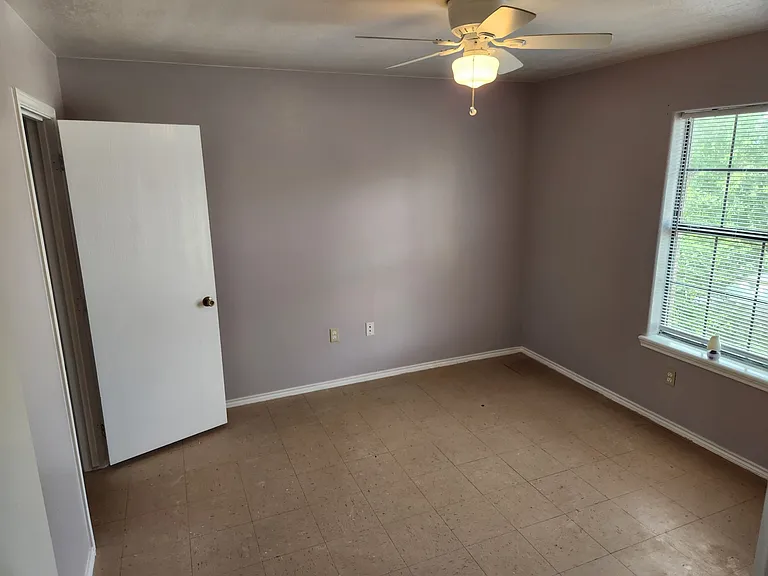 7213 Beachway Ave #5 — Photo 3