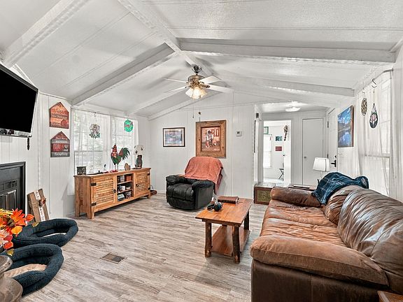11th image of 288 Redress Ln