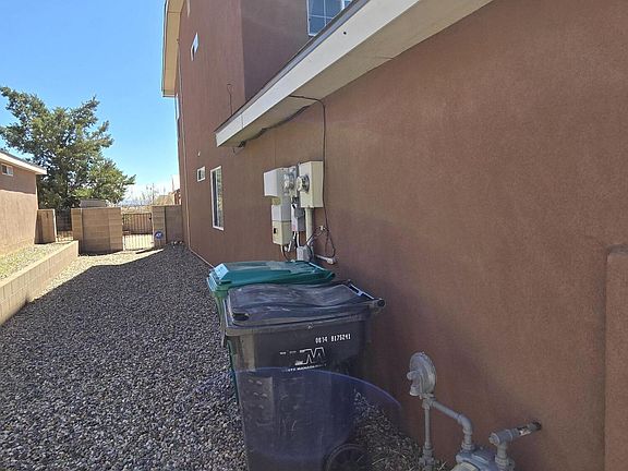 5th image of 1622 Costilla Rd NE