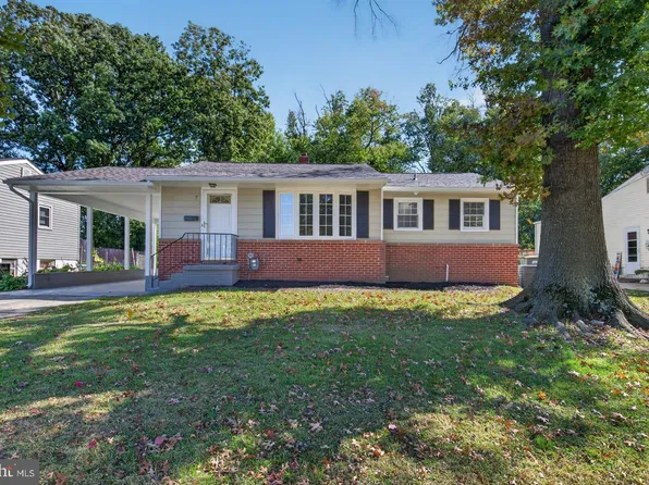 7 McGaughy Dr, New Castle, DE 19720