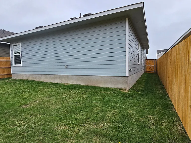 128 Dollars Dr — Photo 29