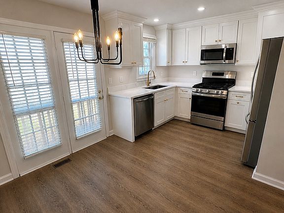 2nd image of 7811 Colonial Springs Blvd
