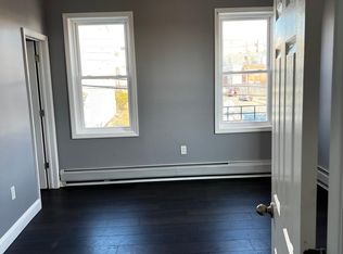 475 15th Ave #1, Newark, NJ 07103