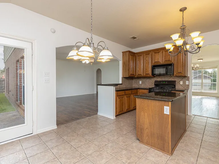 18611 Polo Meadow Dr — Photo 13