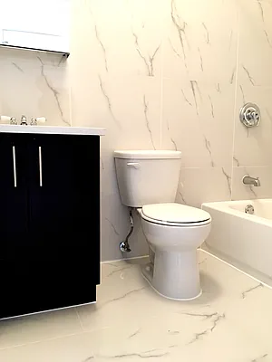 Rented by NY Space Finders Inc. | media 25