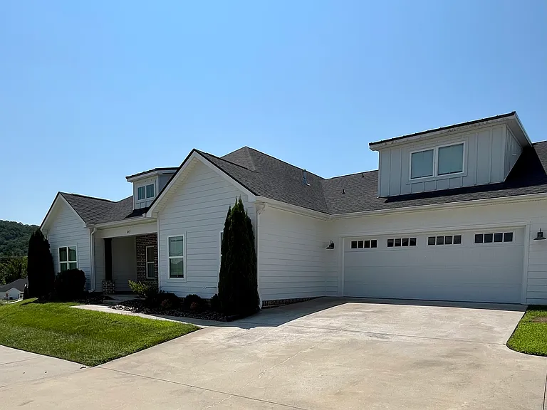 845 Wellstone Dr — Photo 1