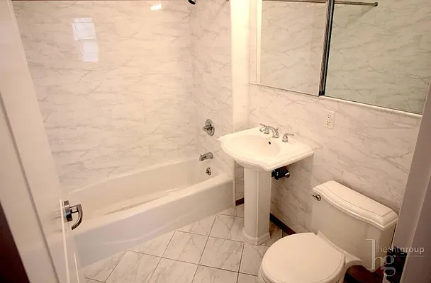 Rented by Hecht Group | media 11