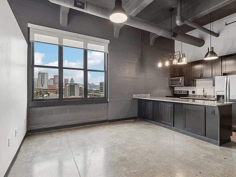 50-web-or-mls-1627 Penn Ave Unit 504-S2409-007