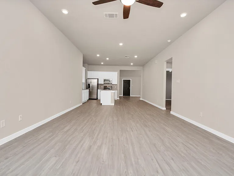 2734 San Bernard Dr — Photo 26
