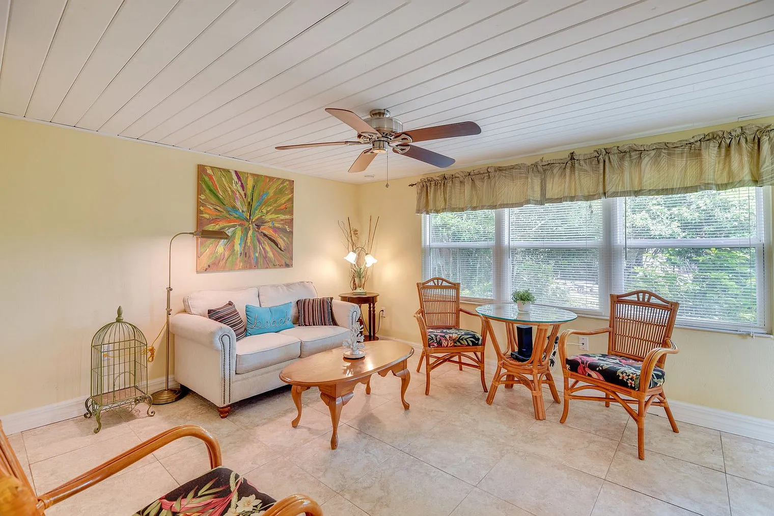 2 bed, 1.0 bath, 1248 sqft, $4,419 — Photo 1