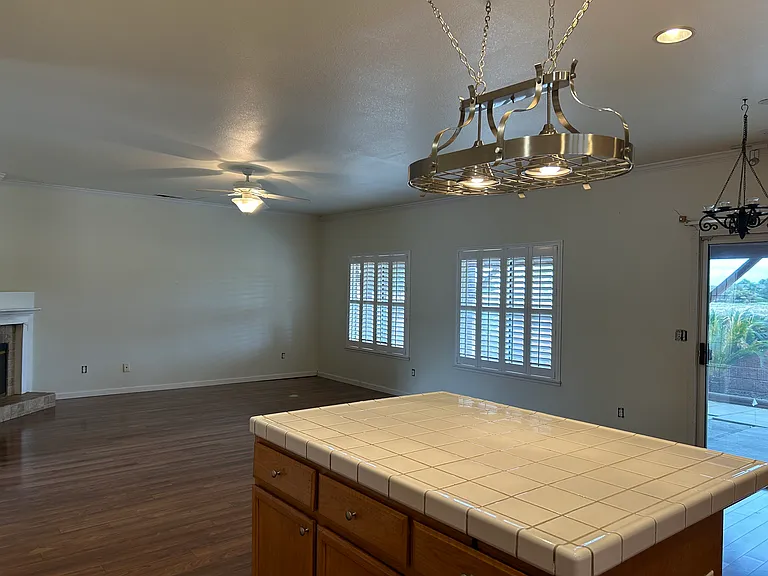 Haney Ln — Photo 6