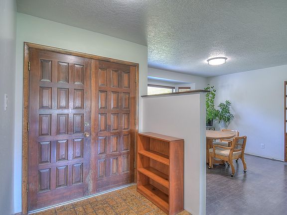 4th image of 1700 Neat Ln SW