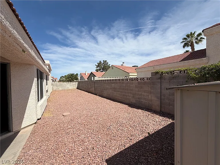 6621 Silvery Ave — Photo 22