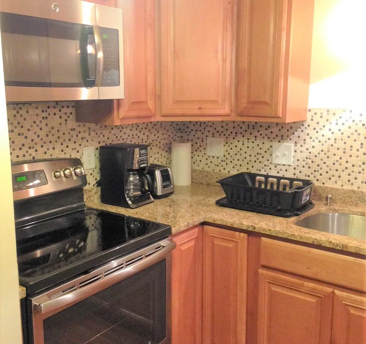 66 Girard Ave — Photo 4